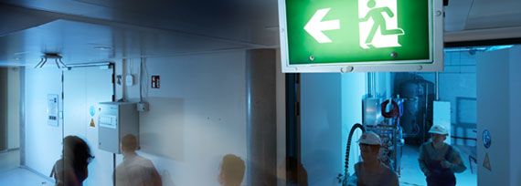 Ex Sistemi di illuminazione di emergenza Illuminazione di sicurezza LED R. STAHL